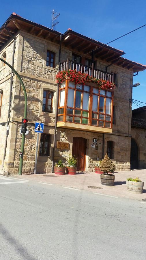 El Cuartelillo Viejo Casa de hóspedes Polientes Exterior foto